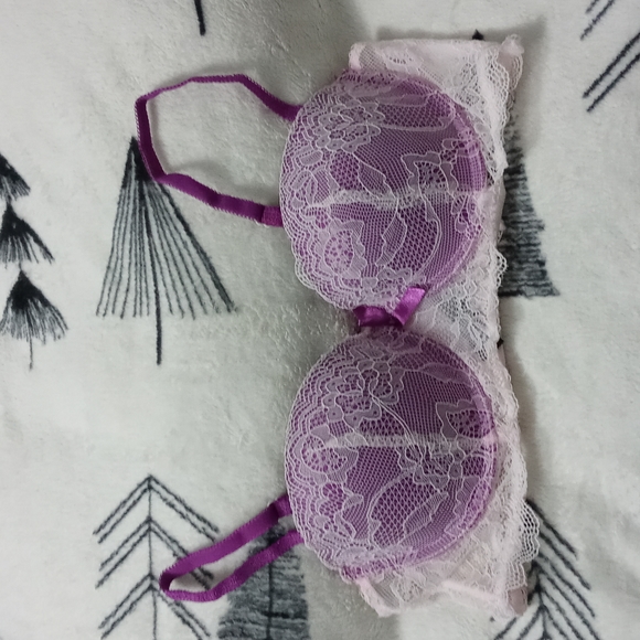 Other - 🟢36B Purple and White Push Up Bra